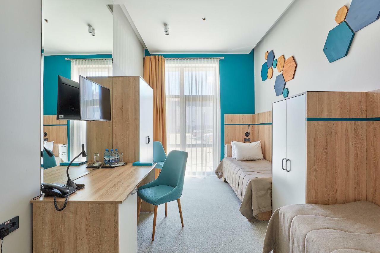 Aqua-Minsk Hotel Plus Zewnętrze zdjęcie